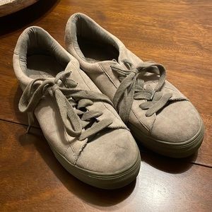 Steve Madden Sneakers